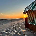 Strandhaus Graalibu