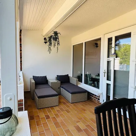 Strandhaus Graalibu בית נופש *