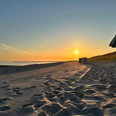 Strandhaus Graalibu *