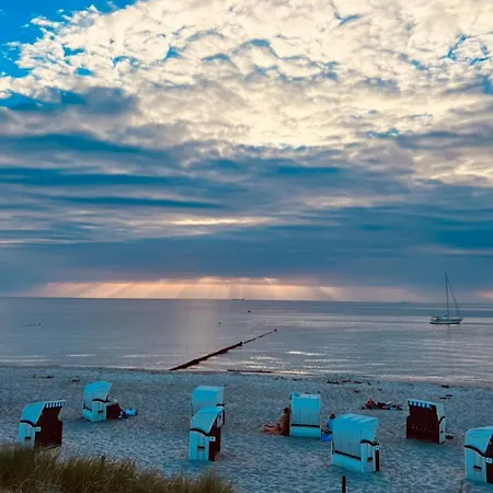 Strandhaus Graalibu Ferienhaus *